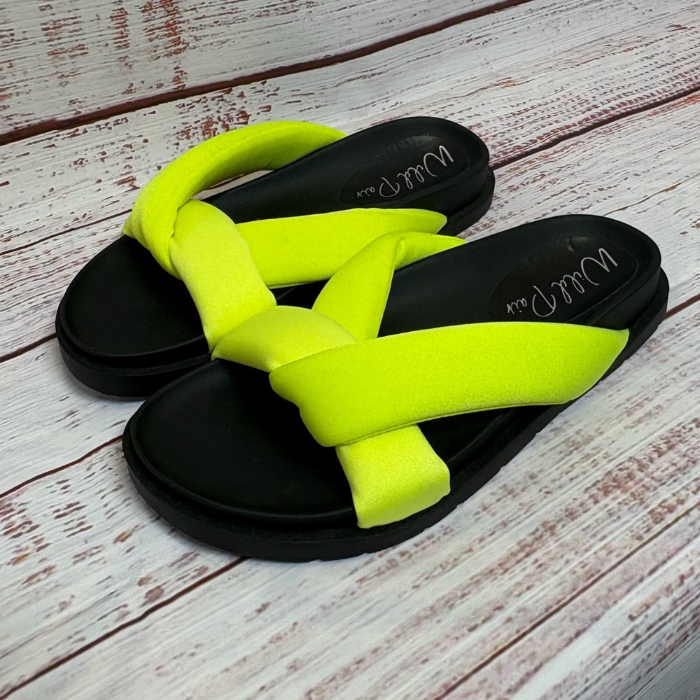 Wild Pair Beck Neon Green Puffer Slips
